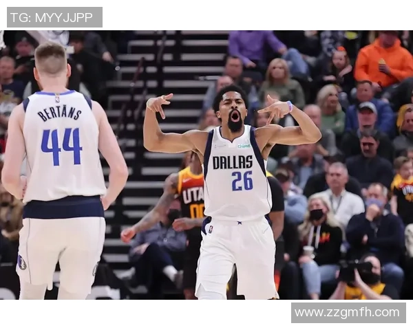 黄蜂裁员丁威迪 美媒曝尼克斯或将对其展现浓厚兴趣 黄蜂裁员丁威迪 美媒曝尼克斯或将对其展现浓厚兴趣